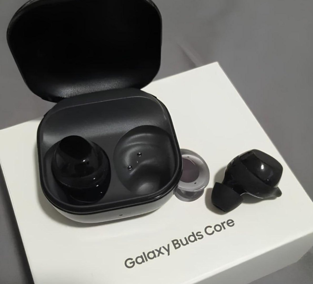 Fone de Ouvido Samsung Galaxy Buds Core
