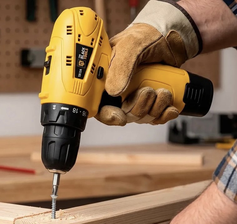 Parafusadeira Furadeira The Black Tools TB12A 3/8 a Bateria Amarelo