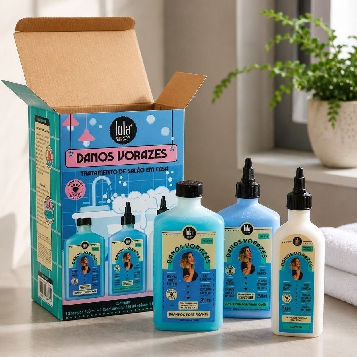 Kit Danos Vorazes Lola From Rio Shampoo 250ml + Condicionador 250ml + Leave-in 200ml
